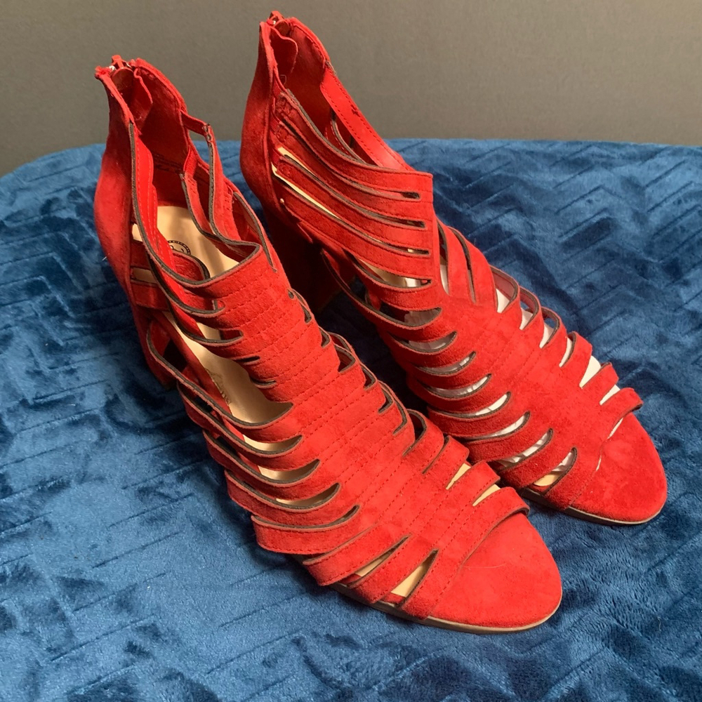 Women's Bella Vita Red Heels Size 11 WW